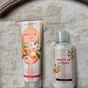Bath & Body Works Pretty as a Peach Hydration Set